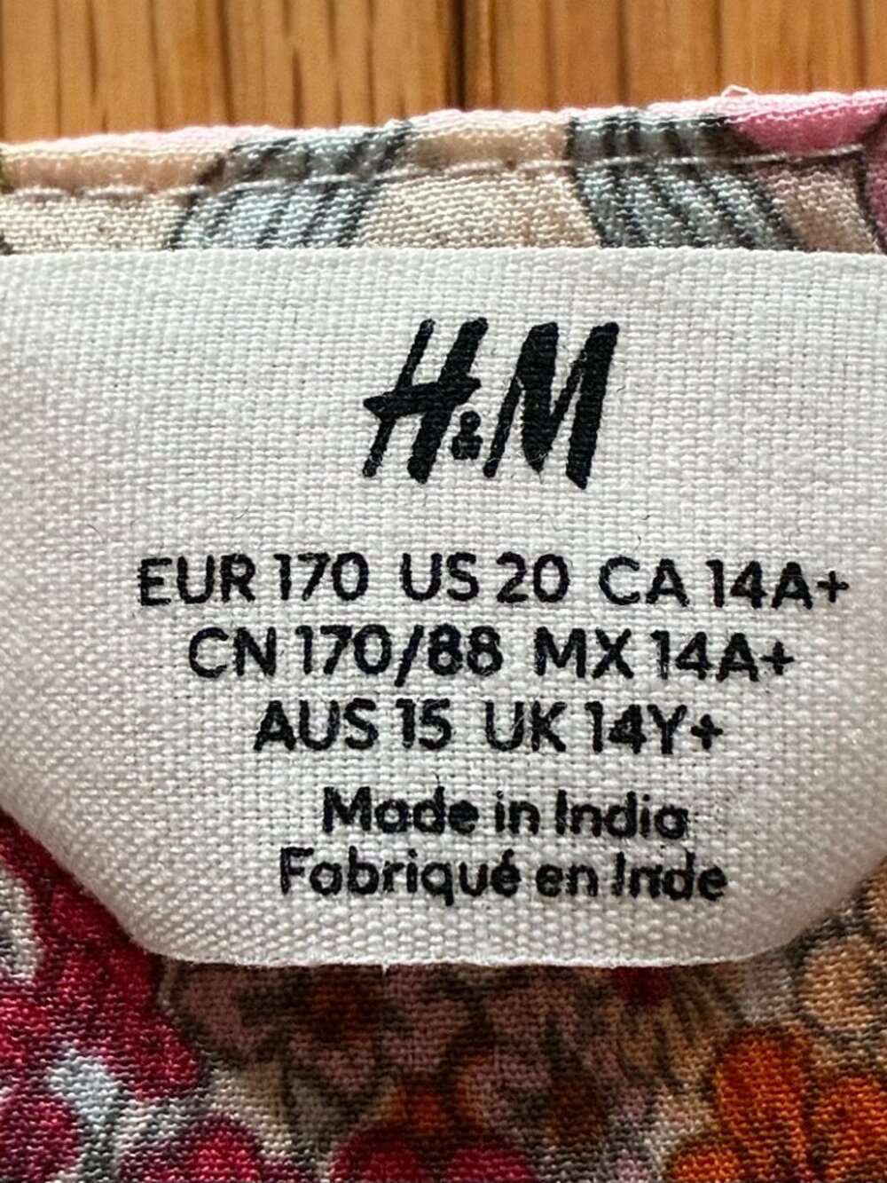 H&M Girls Ruffle Top - Picture 3 of 3